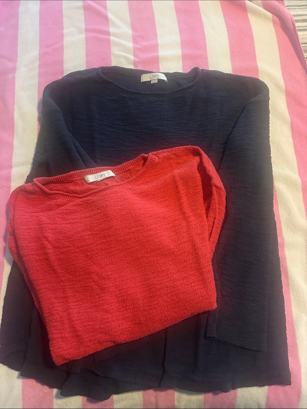 LOFT Women's Red and BlueCrewneck Sweaters